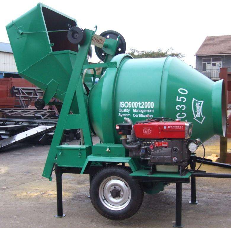 Diesel concrete mixer machine